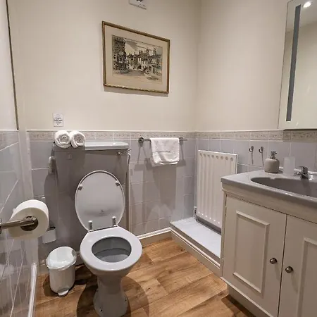 Whittakers Barn Farm B&B *